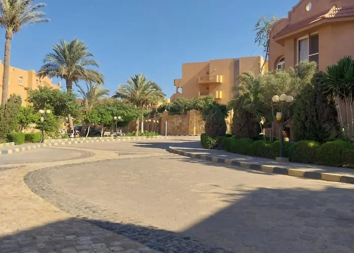 Sea Breeze مواجة للبحر Empire العين السخنة عين السخنة