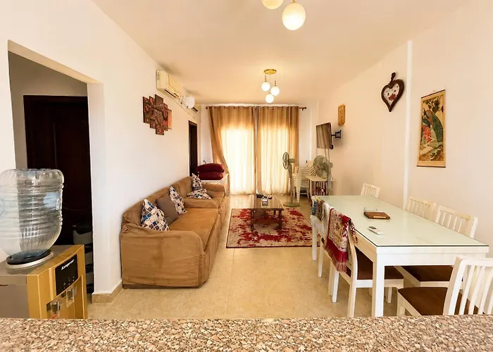 Sea Breeze مواجة للبحر Empire العين السخنة عين السخنة