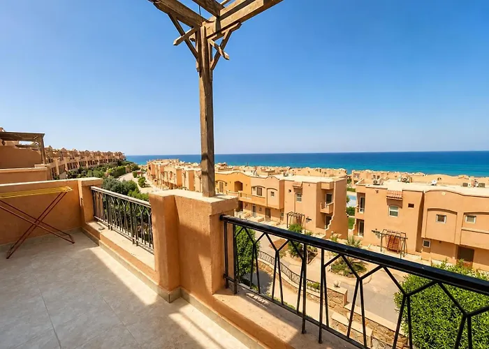 Sea Breeze مواجة للبحر Empire العين السخنة *